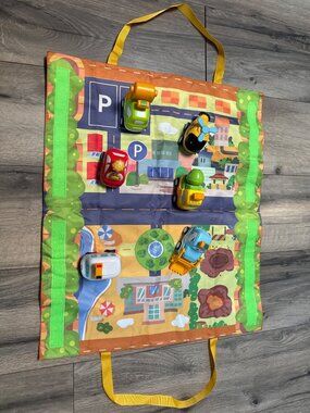 Haktoy Foldable City-Themed Play Mat With 6 Cartoon Toy Vehicles For Kids